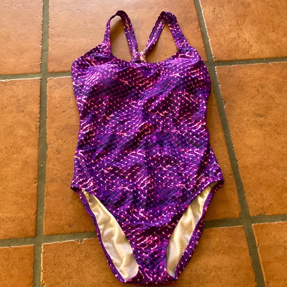 Speedo One Piece Athletic Swimsuit Size 10 NWOT - Picture 1 of 4